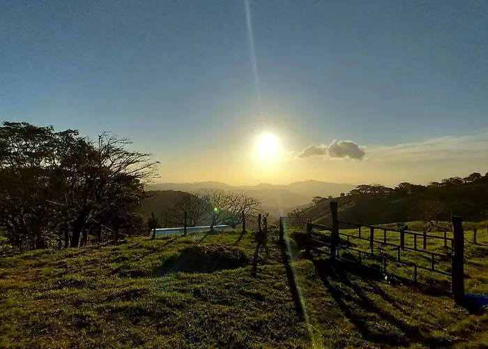 Sunset Farms And Waterfalls! Villa Tilarán